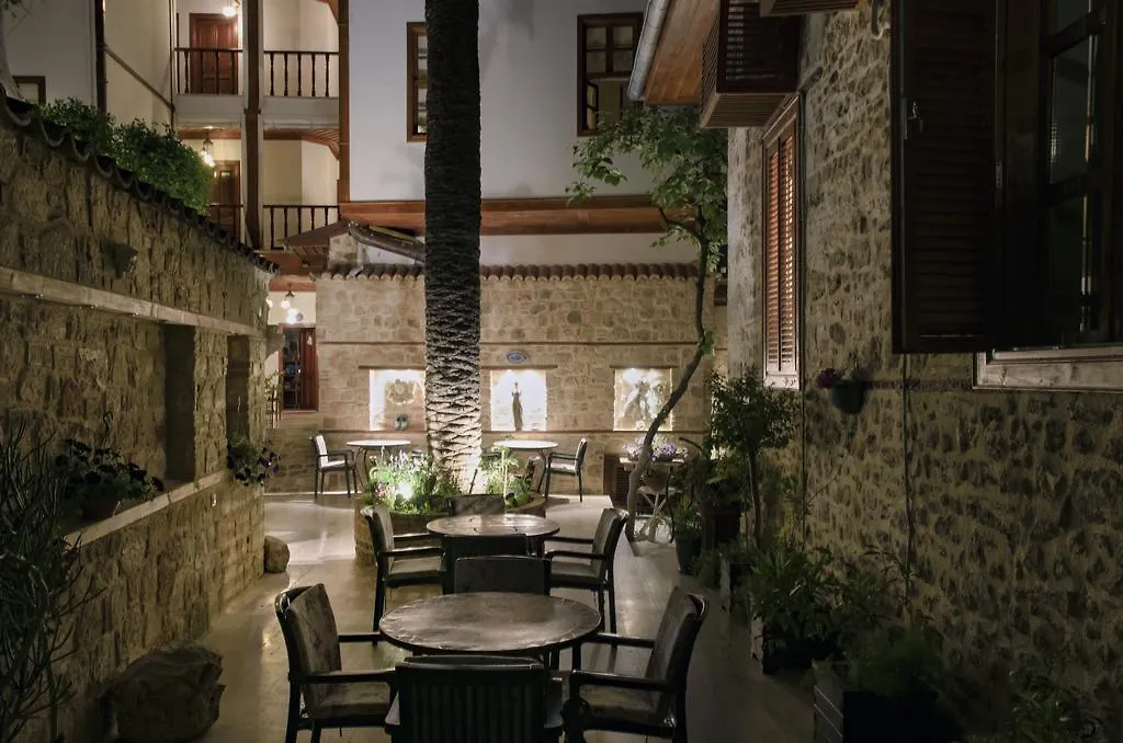 אנטליה Secret Palace Hotel
