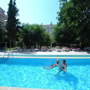 3* Hotel Laguna